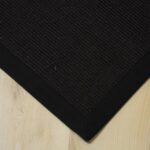 Manaus Sisalteppich mit Baumwollbordüre nach Maß, Farbe schwarz Hochwertiger Sisalteppich mit farblich passender Baumwollbordüre.

 	

 	Wählen Sie eine Breite zwischen 100 und 400 cm
 	Wählen Sie eine Länge zwischen 100 und 500 cm