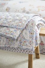 Pip Studio Tagesdecke Quilt Kairi Bloom hellblau 150×200 cm (Kopie) 3